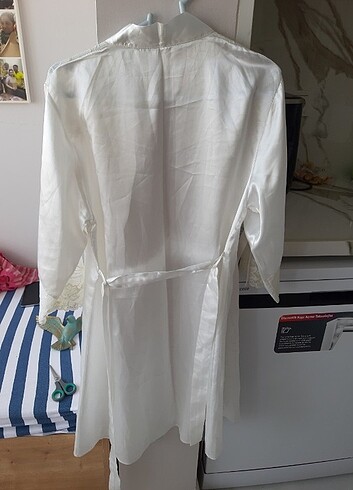 Saten dantel detayli sabahlik - Görsel 3