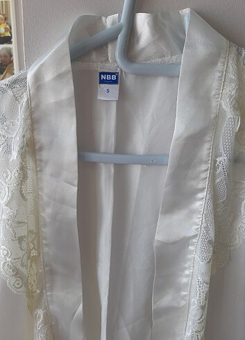 Saten dantel detayli sabahlik - Görsel 6