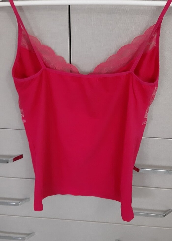 Önü dantel detayli kolsuz tişört  - Görsel 2