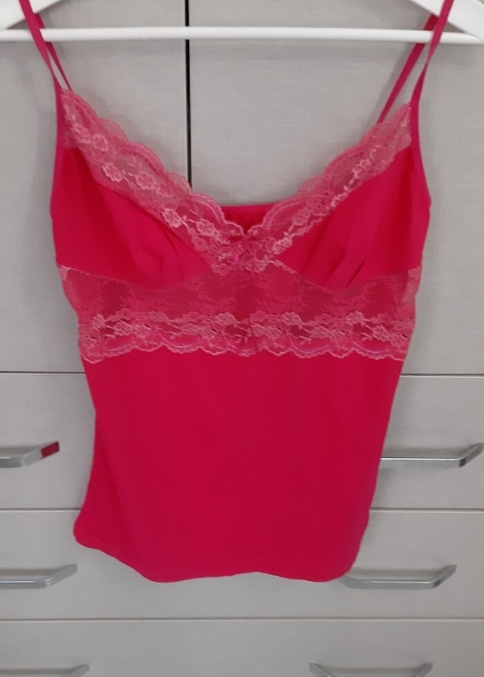 Önü dantel detayli kolsuz tişört  - Görsel 4