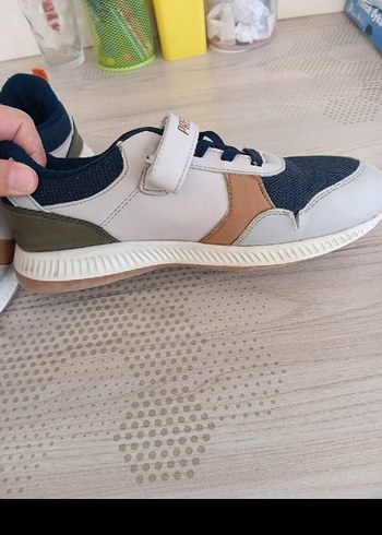36 Beden erkek çocuk spor ayakkabı 36 numara LC Waikiki