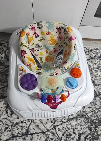 Bebek yürüteç 