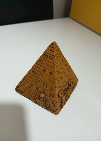 Beden Antik Mısır Piramit