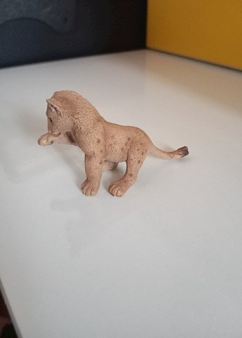 Schleich Yavru Aslan Figür 7 cm - Görsel 5