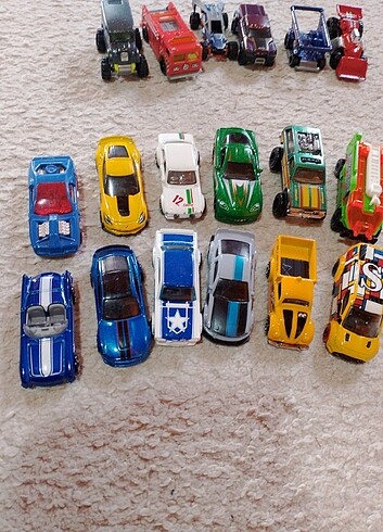  Beden Hot Wheels araba koleksiyonu