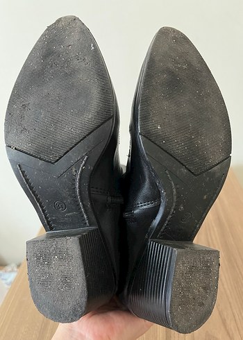 Kadın siyah kendinden desenli çizme - Görsel 6