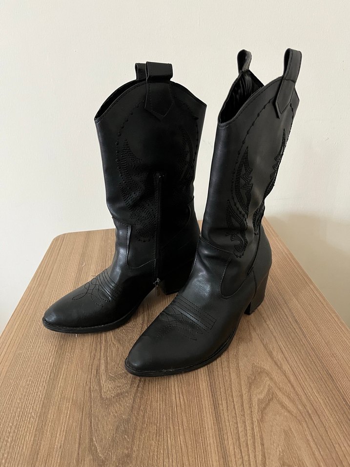 Kadın siyah kendinden desenli çizme - Görsel 5