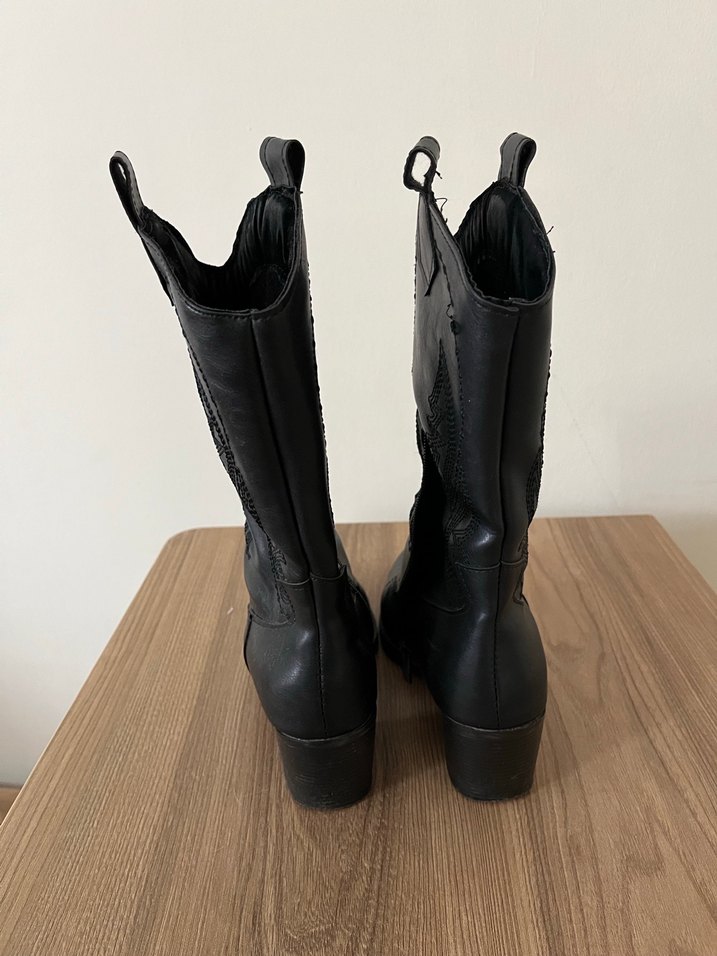 Kadın siyah kendinden desenli çizme - Görsel 3