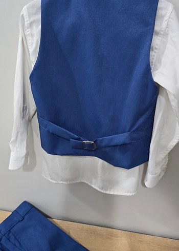Düğmeli Saks Mavi Çocuk Yelek Takım - Görsel 2