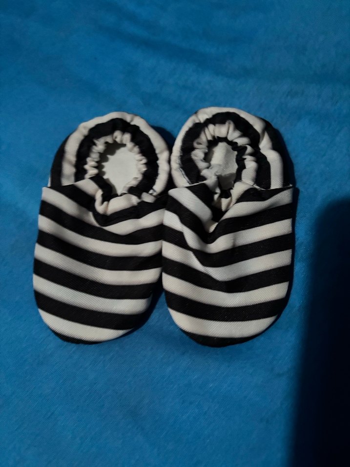 Lastikli Siyah Beyaz Zebra Desenli Bebek deniz ayakkabısı - Görsel 3