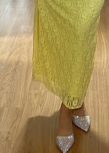 Beyaz Taş Detaylı Topuklu Ayakkabı - Görsel 3