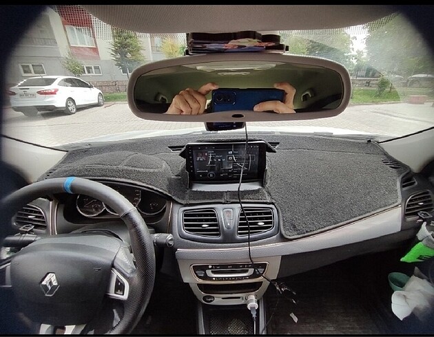 Fluence göğüs halısı