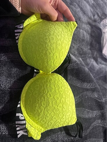 Victoria s Secret Pink sütyen