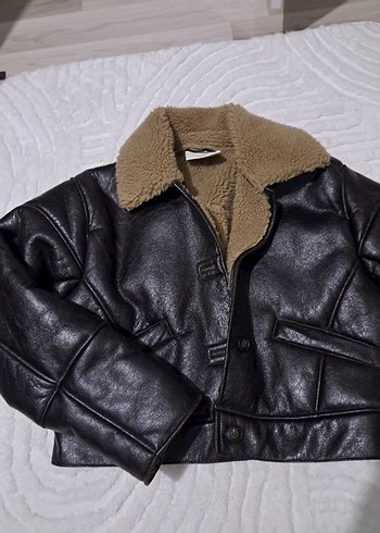 Kürk Detaylı Siyah Deri Kadın Ceket pull and bear - Görsel 5