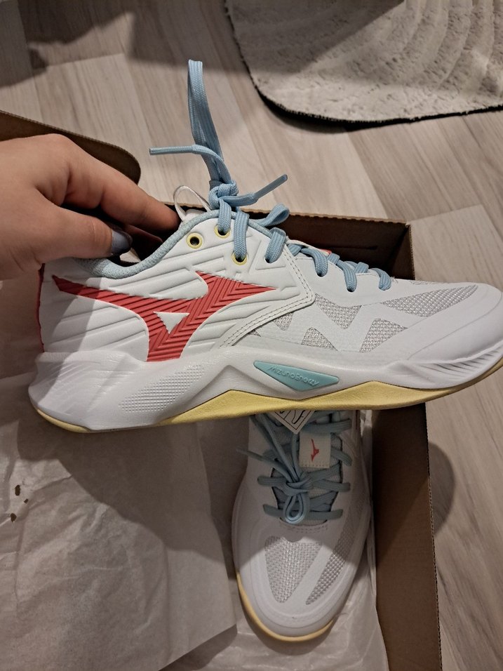 mizuno wave momentum pro voleybol ayakkabısı - Görsel 3