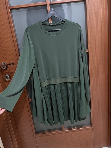 Zara Koyu yeşil tesettür tunik qupra