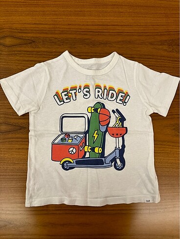 Gap T-shirt