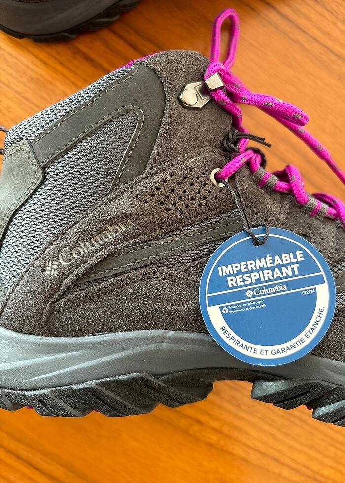 Columbia bot - Görsel 2