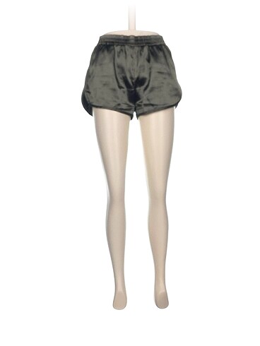 H&M Mini Şort %70 İndirimli.