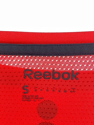 s Beden çeşitli Renk Reebok T-shirt %70 İndirimli.