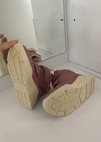 25 Beden Pembe Kadın Çocuk Cırt Cırtlı Bot