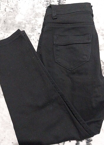 Siyah pantolon