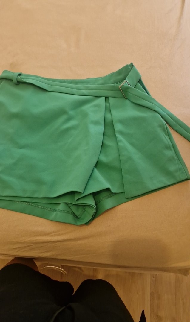 Belli Bantlı Yeşil Mini  Şortlu etek - Görsel 4