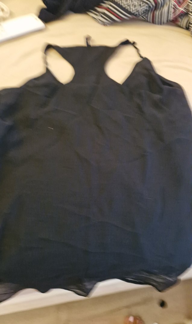 Siyah yuvarlakYakalı Kadın Midi Askılı Bluz - Görsel 2