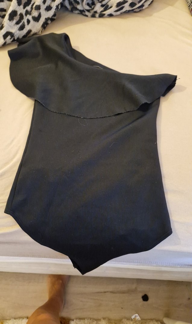 Siyah Fırfırlı Kolsuz Kadın Mayo - Görsel 2