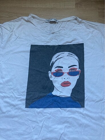 Vogue Baskılı tshırt