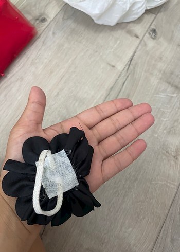 Diğer Siyah İncili El Gülü 2 Adet