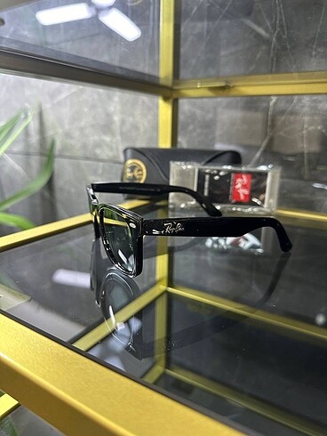  Beden Rayban