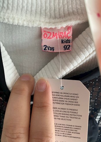 Kız Bebek Uzun Kollu Payetli Üst ve Saç Bandı - Görsel 5