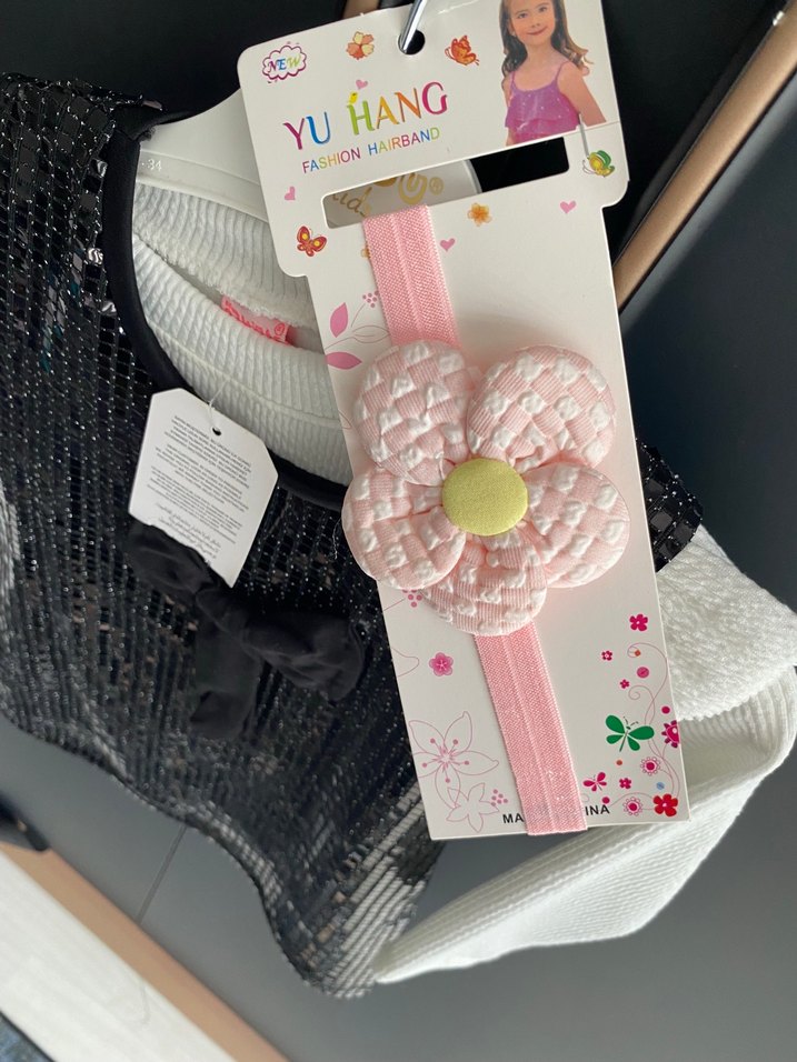 Kız Bebek Uzun Kollu Payetli Üst ve Saç Bandı - Görsel 2