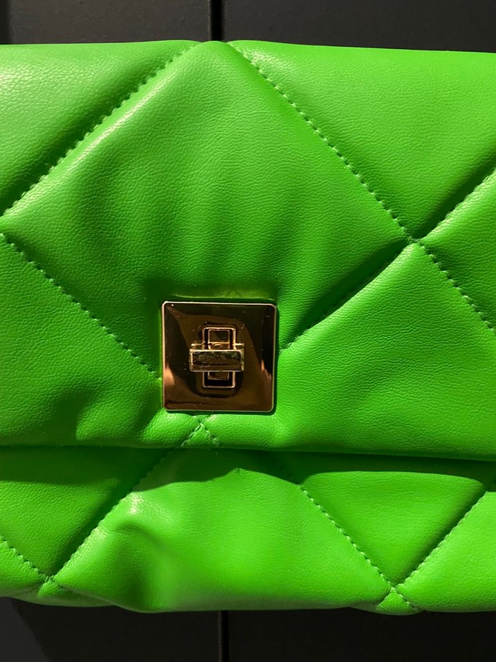 Yeşil Deri Kemer Detaylı Kadın Çanta - Görsel 2