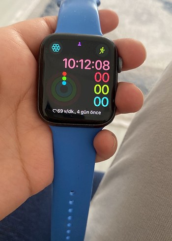 Apple Watch 5 44m pil sağlığı %77 - Görsel 3