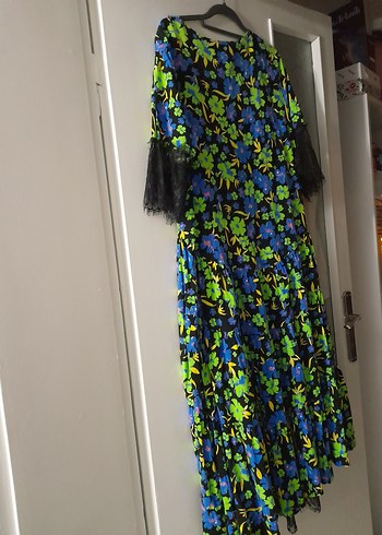 Çiçek Desenli Uzun Bohem Elbise - Görsel 3