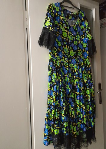 Çiçek Desenli Uzun Bohem Elbise - Görsel 4