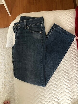 Levis Kot