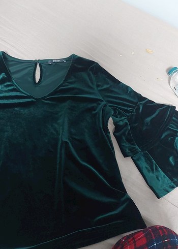 V Yaka zümrüt yeşili kadife bluz - Görsel 6