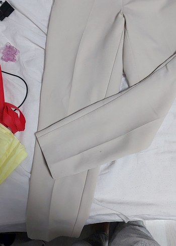 Düğmeli Bej Kadın Kumaş Pantolon - Görsel 2