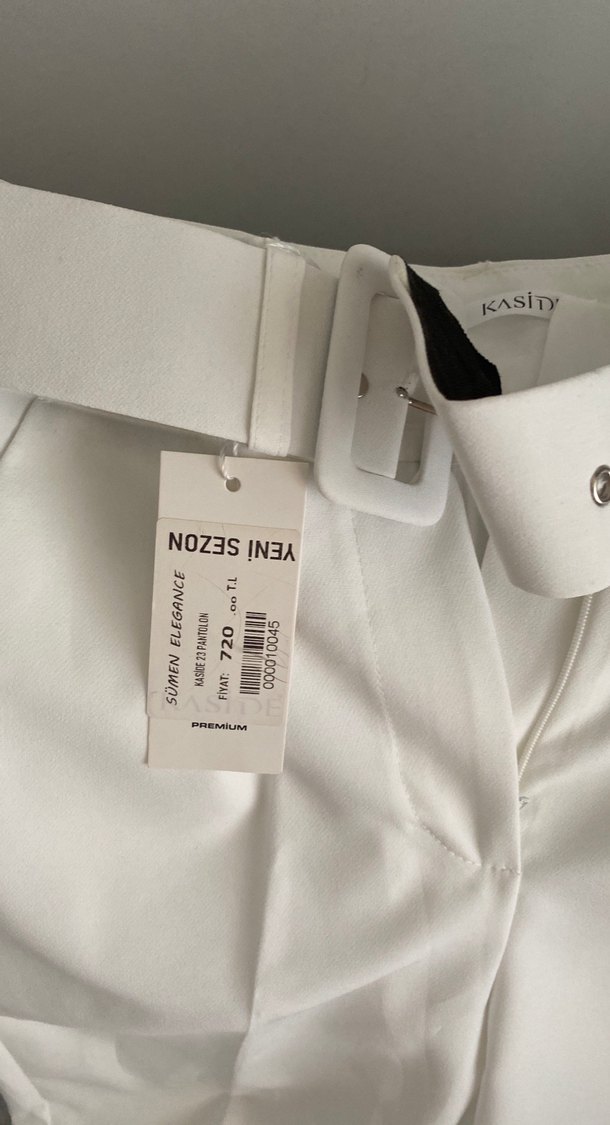 Beyaz Kemerli Kadın Kumaş Pantolon - Görsel 2