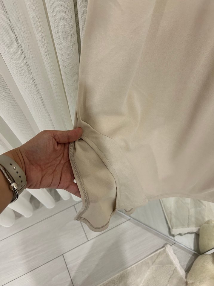 Oysho Bej Kısa Kollu Uzun Elbise - Görsel 3