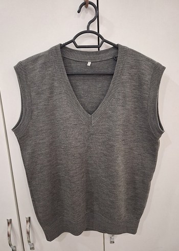 Gri V Yaka Kadın Örgü Süveter - Görsel 2