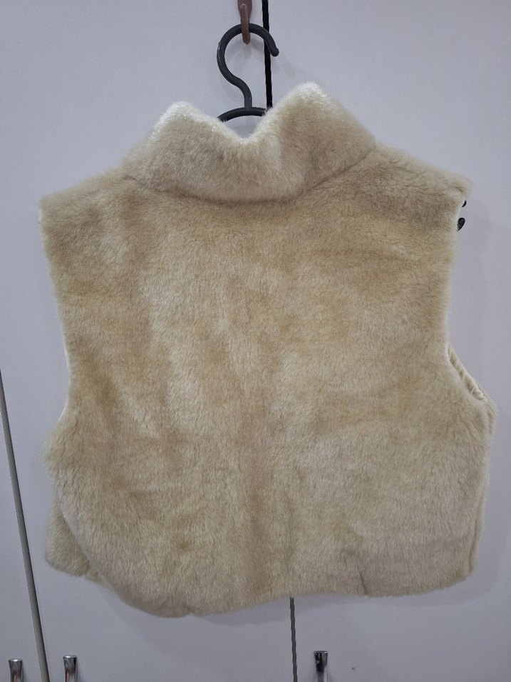 Kadın Bej Kürk Detaylı Kolsuz Yelek - Görsel 2