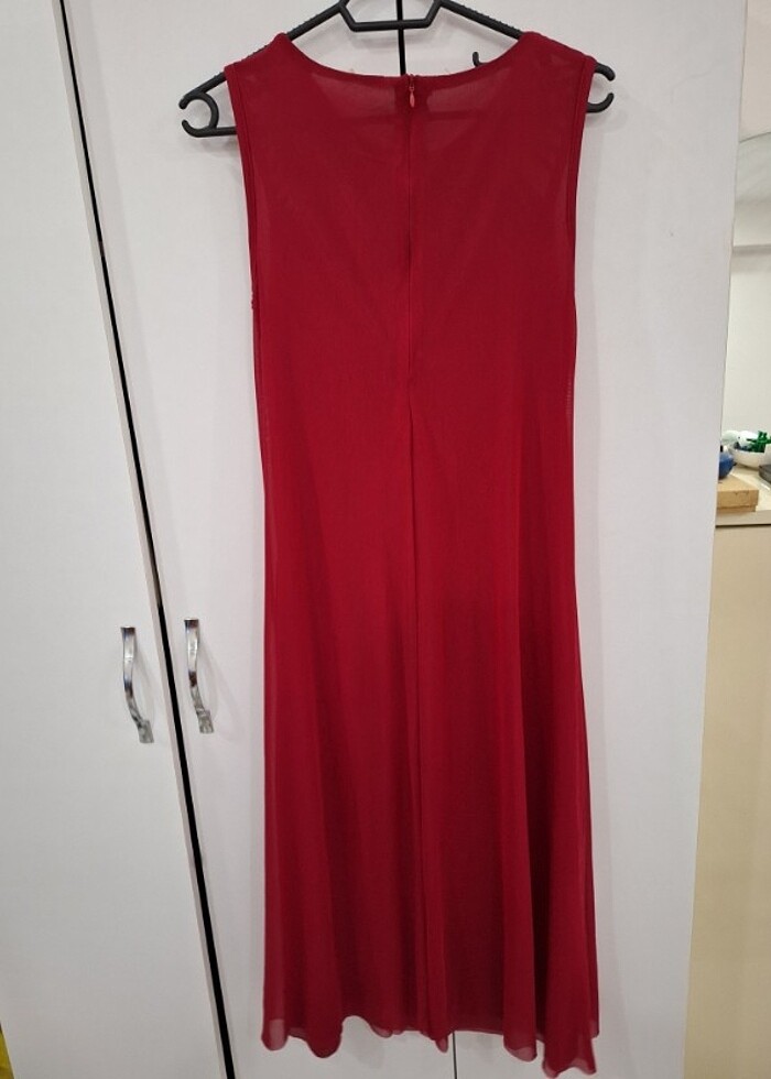 Kirmizi tül elbise - Görsel 3