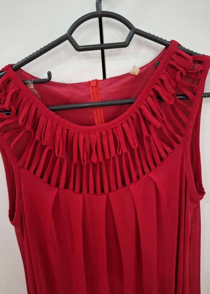 Kirmizi tül elbise - Görsel 2