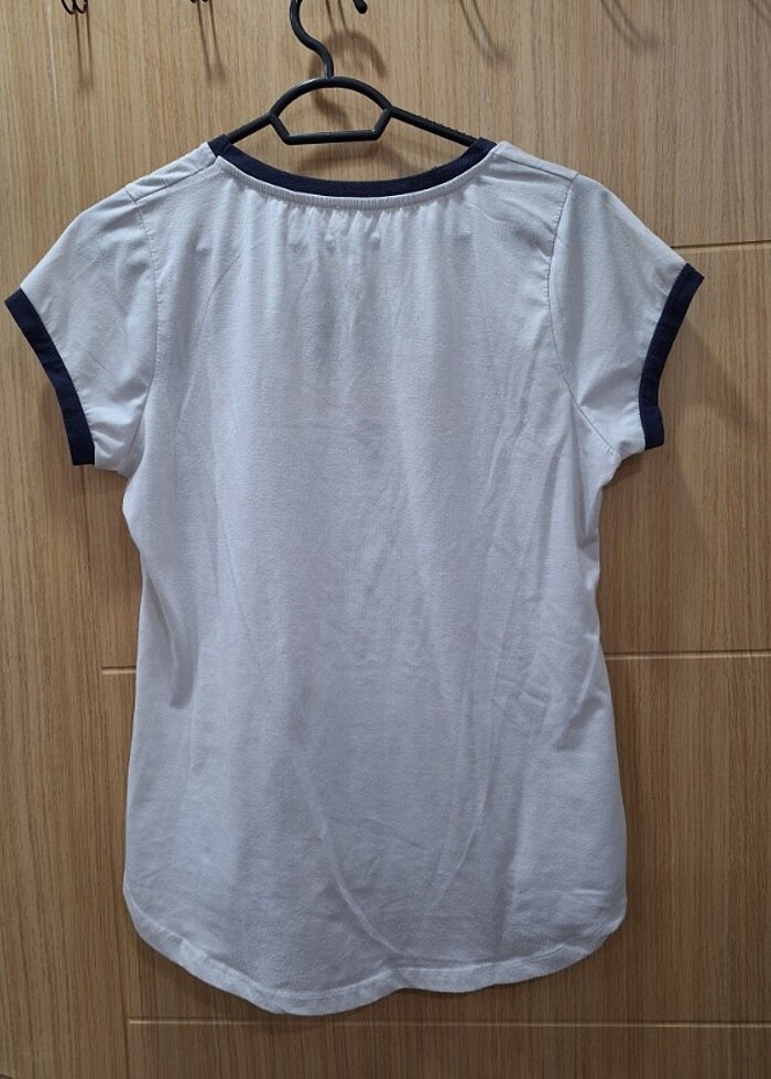 Beyaz tişört  - Görsel 2