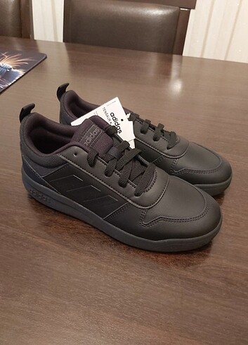 34 Beden siyah Renk adidas Tensaur unisex çocuk ayakkabı