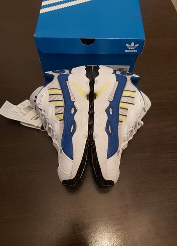 Adidas adidas OZWEEGO bayan spor ayakkabı